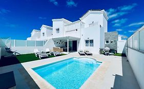 Lovely Villa Sanmar, Heated Pool